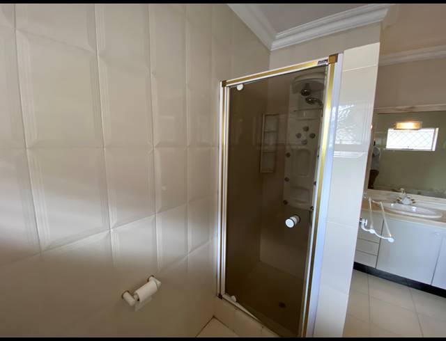 5 BEDROOM HOUSE FOR SALE IN ORIEL